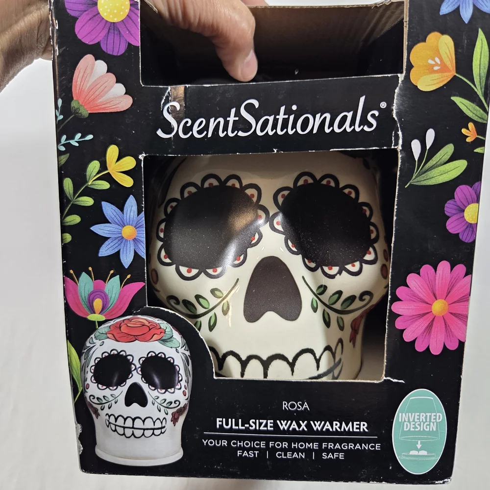 ScentSationals Rosa Skull Wax Warmer - Black and White Full Size Fragrance Melts - Picture 1 of 5